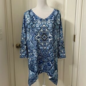 Soleillee Blue Print w/Sequins Vneck Hi Lo Tunic Sz 1X